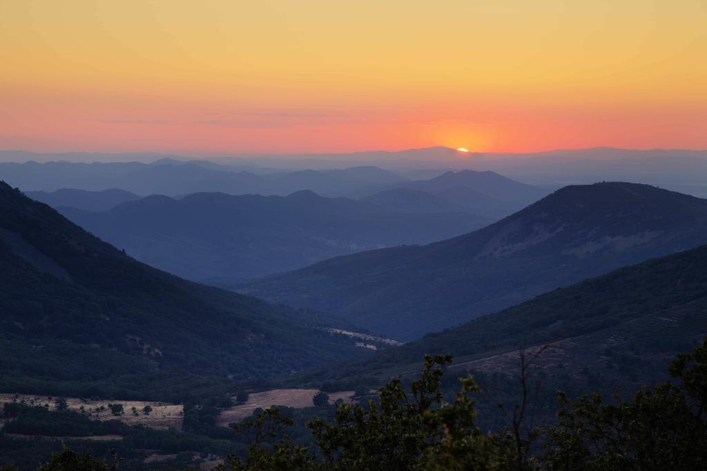 Las Lucias, Experiencias De Ecoturismo Navatrasierra エクステリア 写真